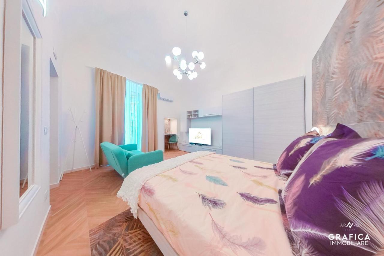 Ameli Home Luxury Apartment Taranto Ngoại thất bức ảnh